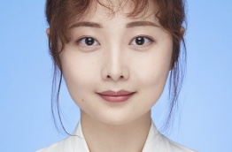 Associate Professor Yiwa Luo